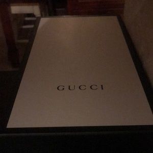 Meet your Posher, Cole